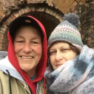 Meet your Posher, Debbie